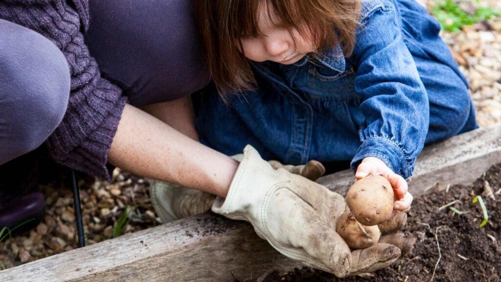 7 Game-Changing Ways to Build Confidence in Your Children 1