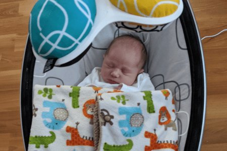 Your Guide To A Non Toxic Baby Swing 1
