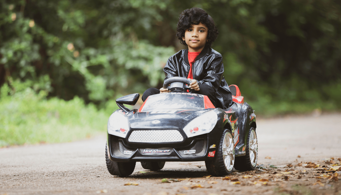 5 Ways That Driving A Power Wheel Benefits Your Kid