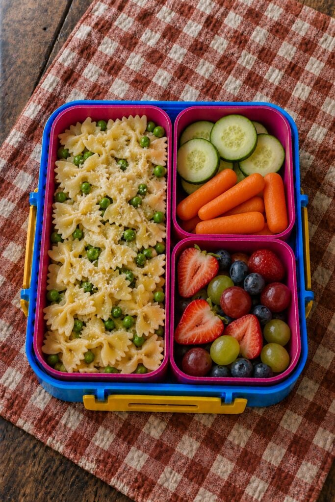 Bowtie pasta with peas and parmesan